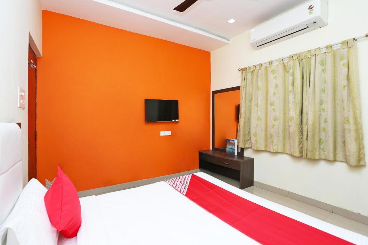 Oyo 14354 Amar Marriage Palace Hotel Dharmpura Ngoại thất bức ảnh