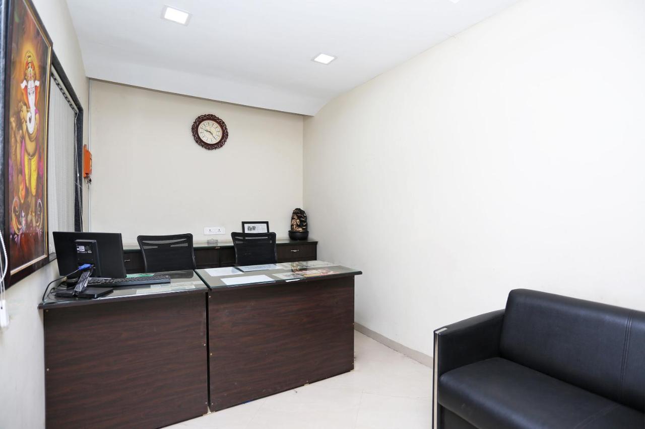 Oyo 14354 Amar Marriage Palace Hotel Dharmpura Ngoại thất bức ảnh