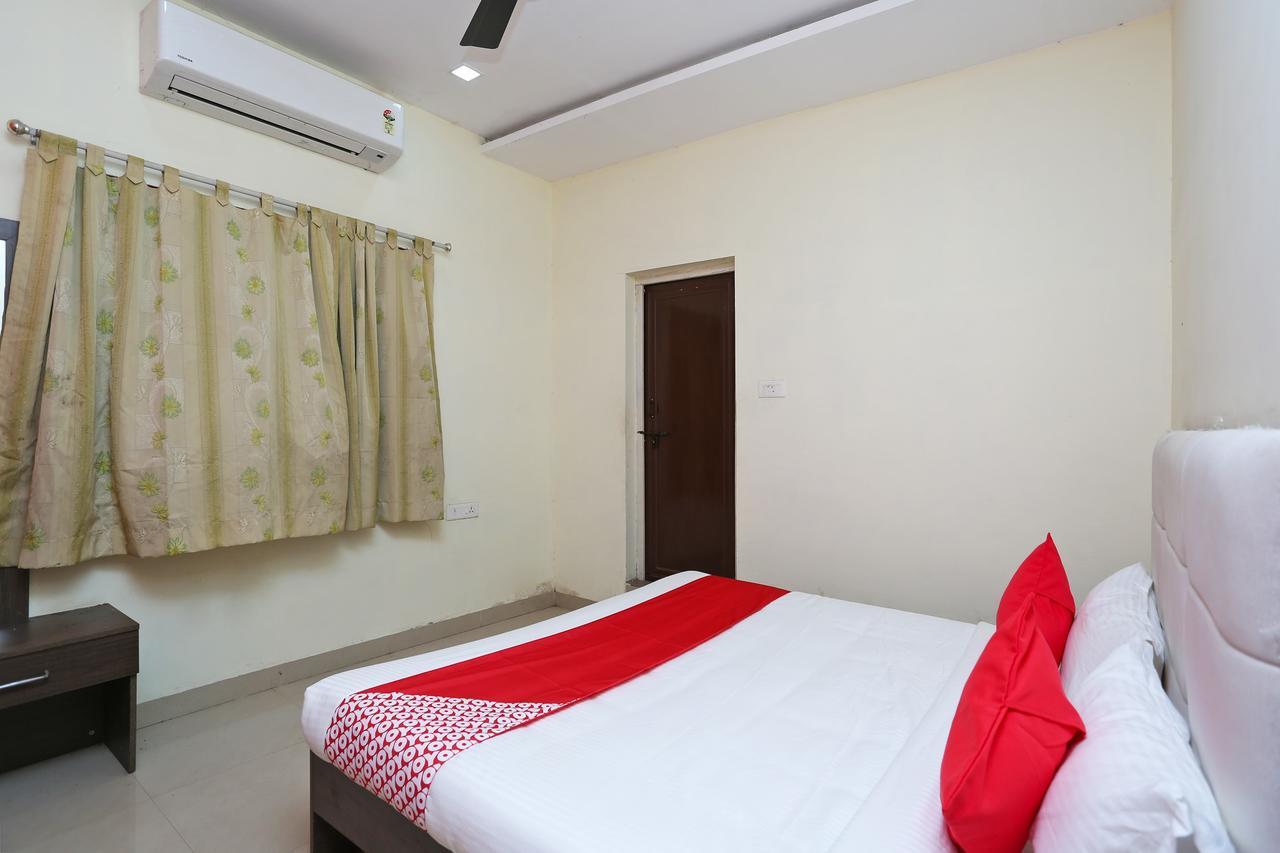 Oyo 14354 Amar Marriage Palace Hotel Dharmpura Ngoại thất bức ảnh